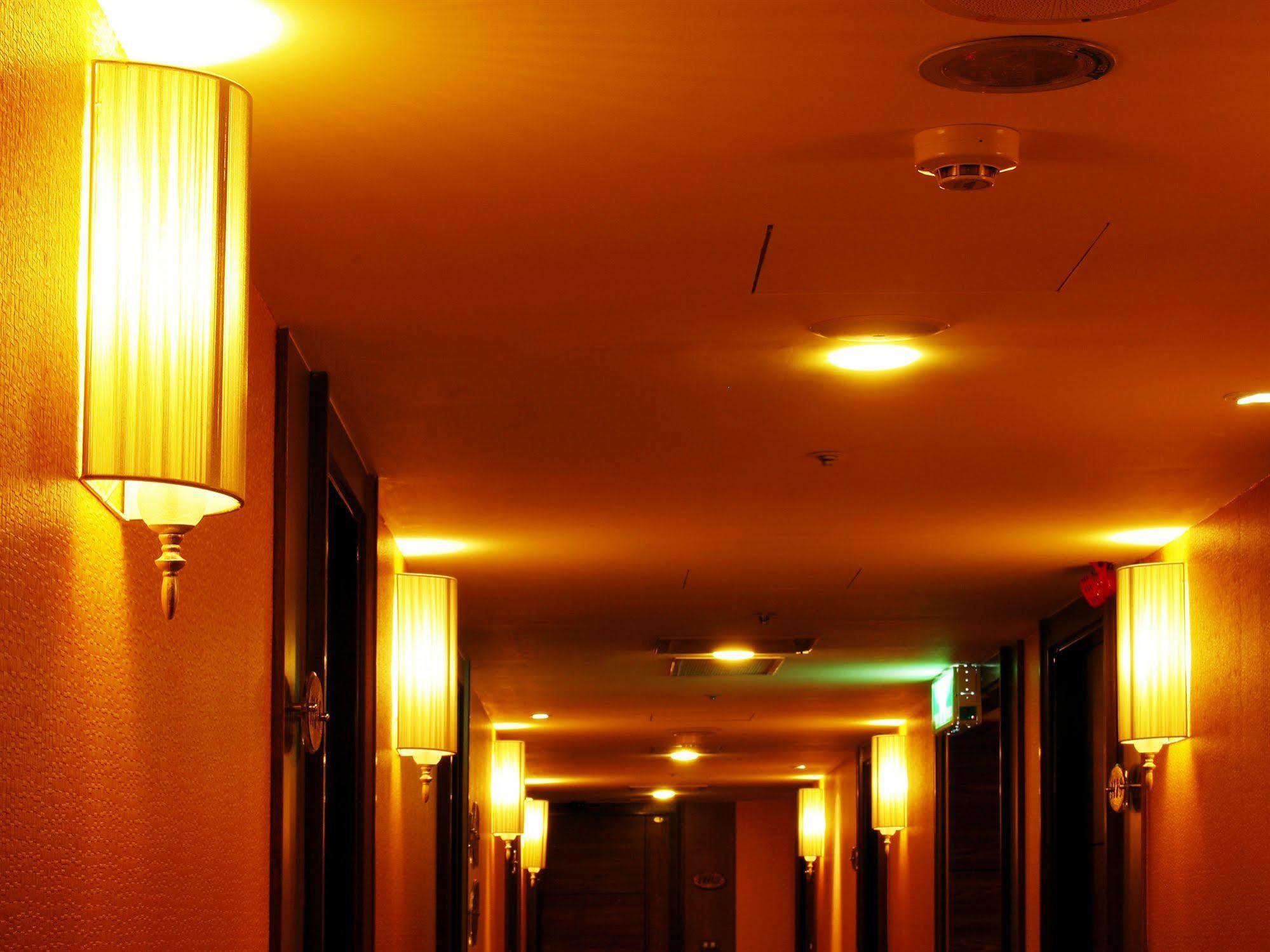 อีสเทริน์ สตาร์ โฮเต็ล Hotel ไทเป ภายนอก รูปภาพ